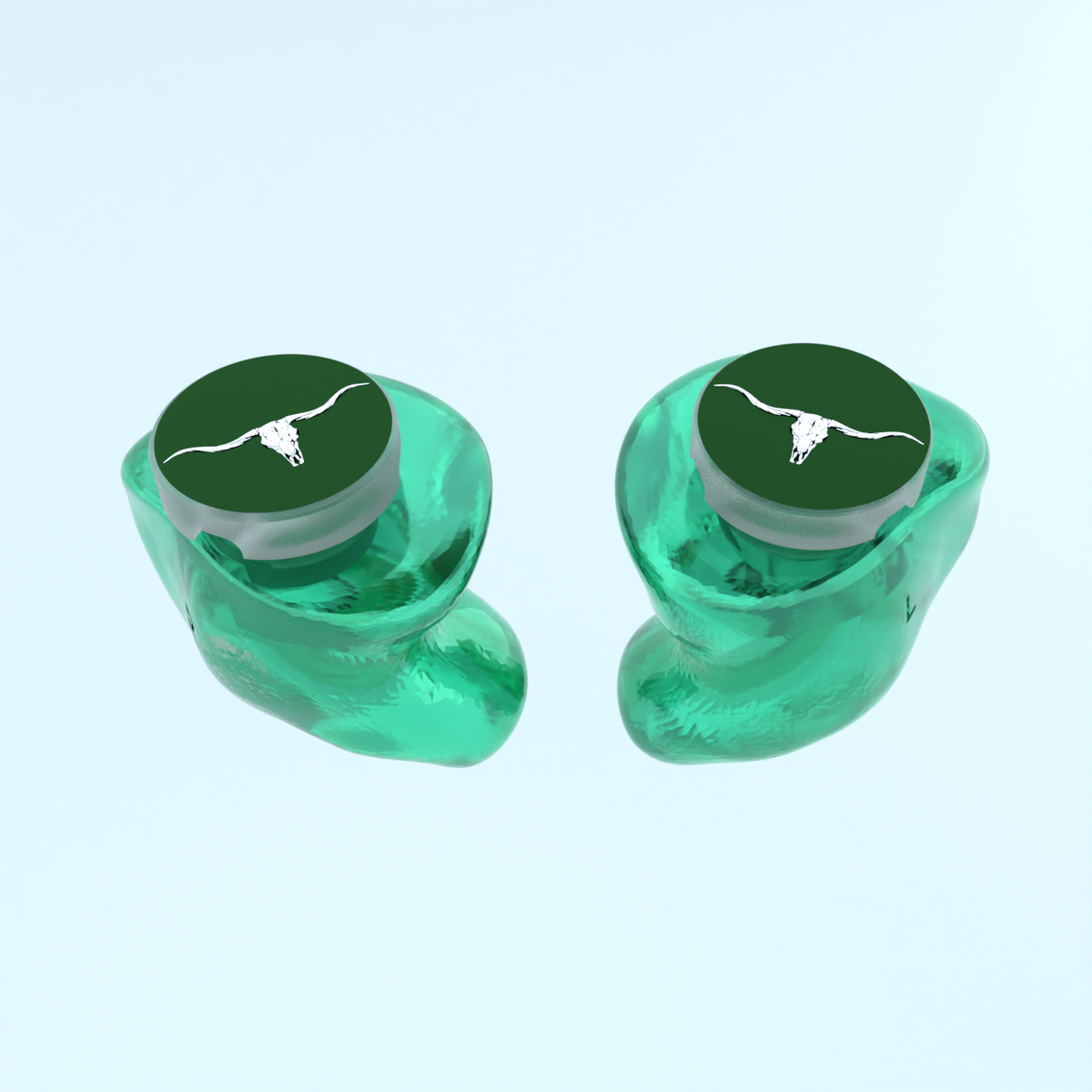 Groene transparante otoplastieken op maat met stierenkop-logo
